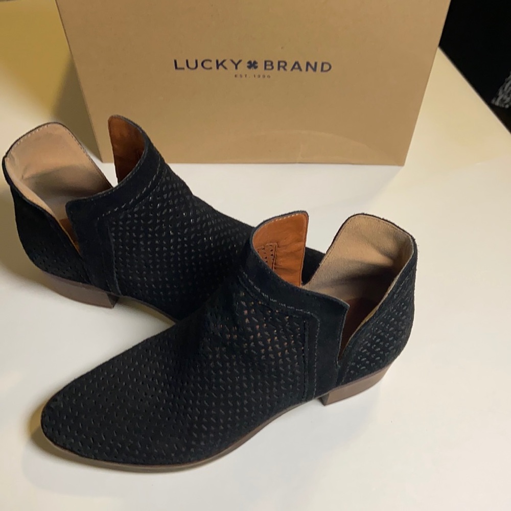 Black Lucky Brand booties